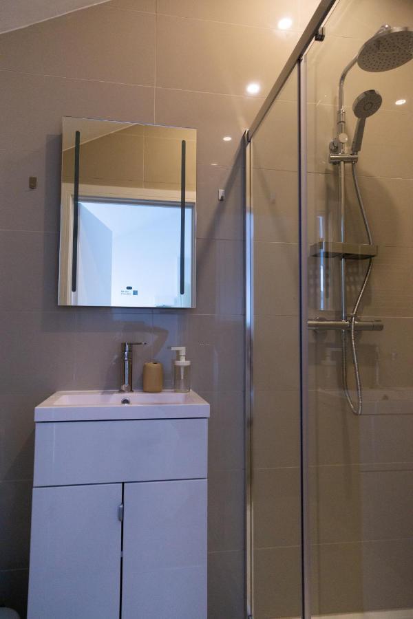 Largigi Rooms, Close To The Beach And Town Centre, Parking Available Lyme Regis Luaran gambar